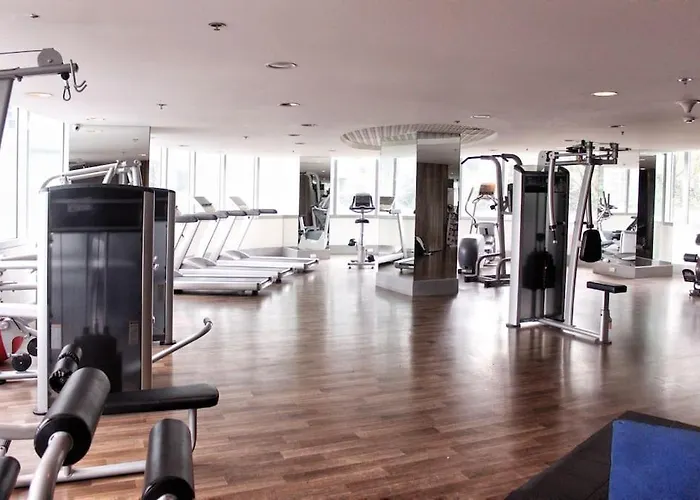 Stayhere Burgos Circle 1 Bedroom Avant@fort Gym Apartment *