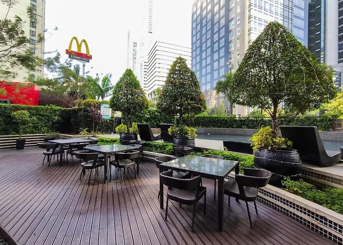 Stayhere Burgos Circle 1 Bedroom Avant@fort Gym Manila